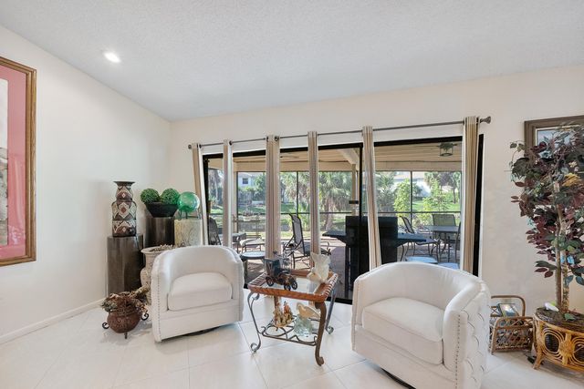 1300 NW 97th Terrace, Coral Springs, FL 33071