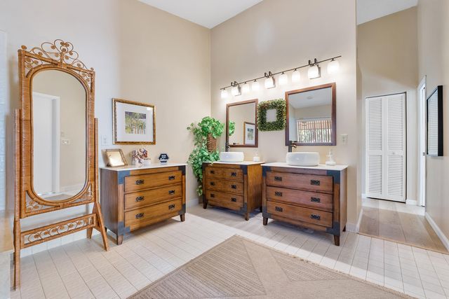 1300 NW 97th Terrace, Coral Springs, FL 33071