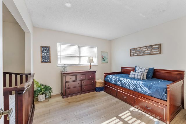 1300 NW 97th Terrace, Coral Springs, FL 33071