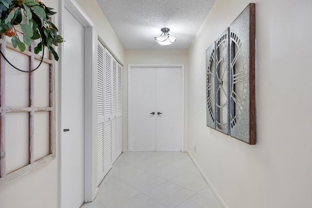 1300 NW 97th Terrace, Coral Springs, FL 33071