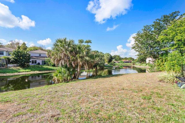 1300 NW 97th Terrace, Coral Springs, FL 33071