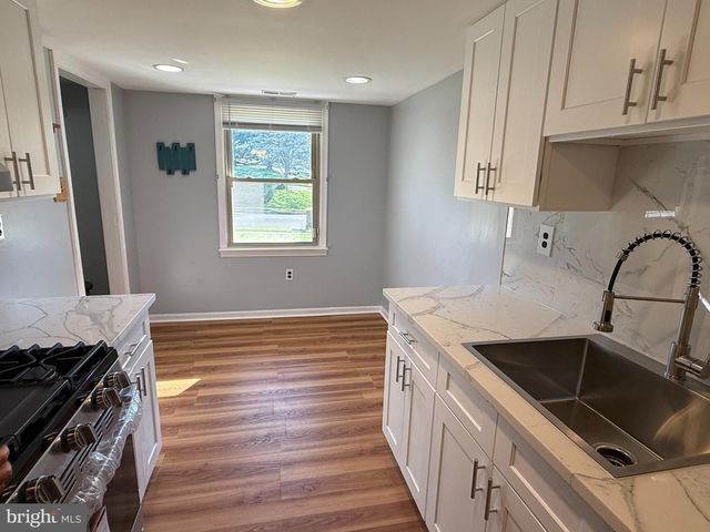 1592 MORGAN WAY, Lansdale, PA 19446