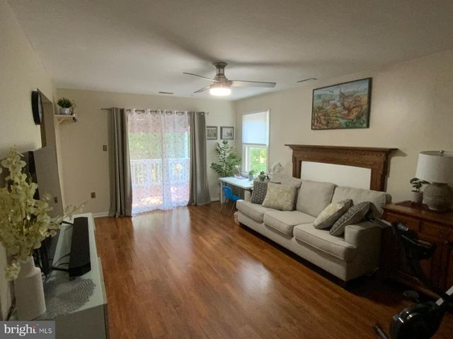 1592 MORGAN WAY, Lansdale, PA 19446