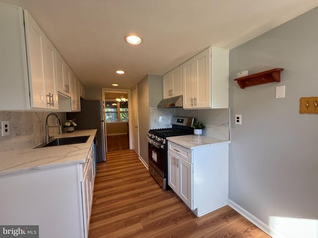 1592 MORGAN WAY, Lansdale, PA 19446