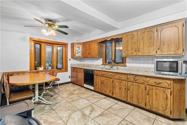 11770 Barrington Boulevard, Parma Heights, OH 44130