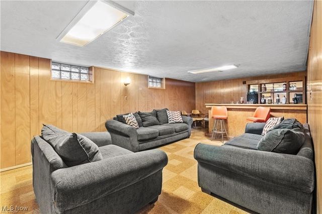 11770 Barrington Boulevard, Parma Heights, OH 44130