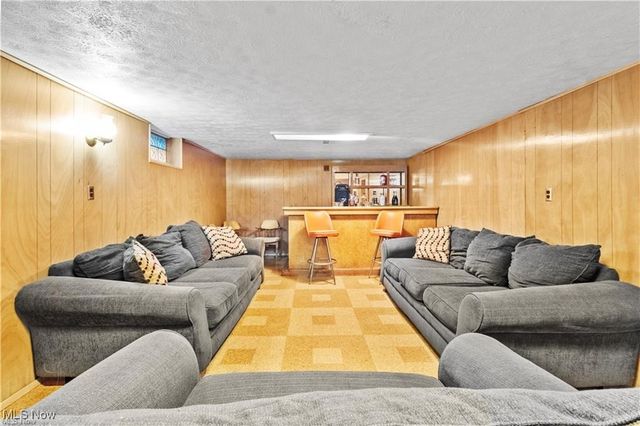 11770 Barrington Boulevard, Parma Heights, OH 44130