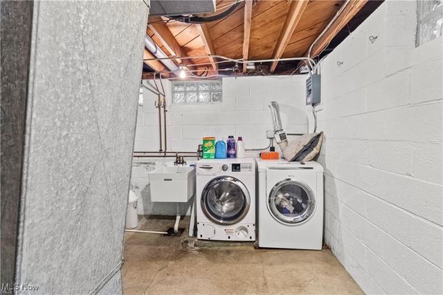 11770 Barrington Boulevard, Parma Heights, OH 44130