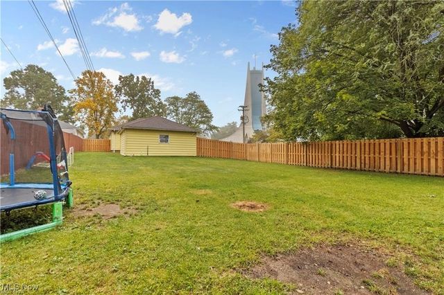 11770 Barrington Boulevard, Parma Heights, OH 44130