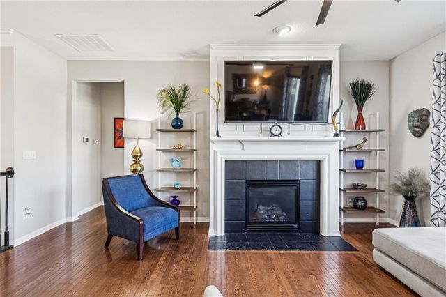 1022 SW Cheshire Drive, Lee's Summit, MO 64083