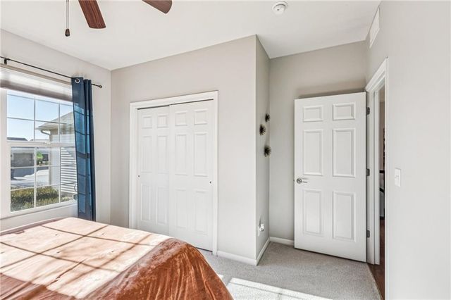 1022 SW Cheshire Drive, Lee's Summit, MO 64083