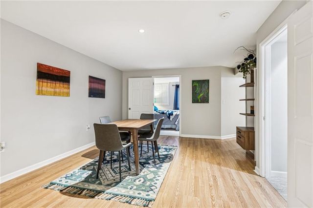 1022 SW Cheshire Drive, Lee's Summit, MO 64083