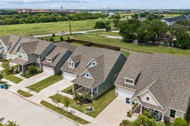 8914 Edna Place, Rowlett, TX 75089