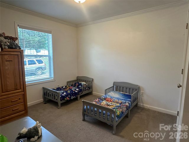 330 W Memorial Highway, Harmony, NC 28634