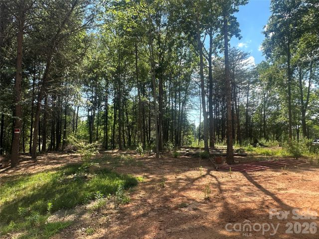 330 W Memorial Highway, Harmony, NC 28634