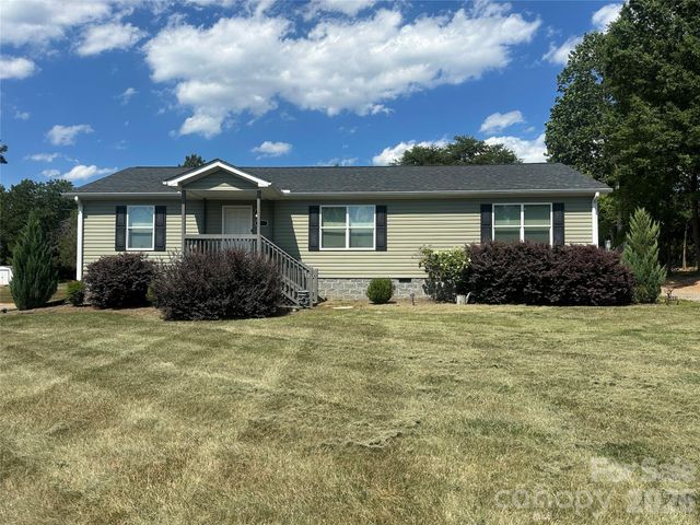 330 W Memorial Highway, Harmony, NC 28634