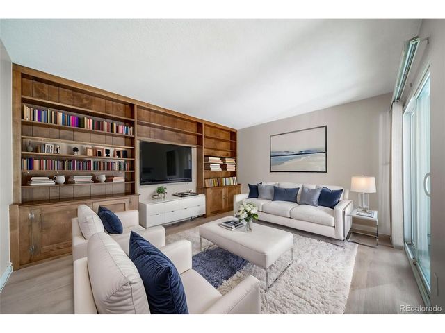 3082 S Wheeling Way 208-205, Aurora, CO 80014