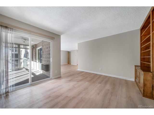 3082 S Wheeling Way 208-205, Aurora, CO 80014