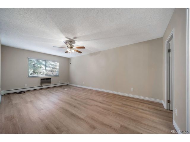3082 S Wheeling Way 208-205, Aurora, CO 80014