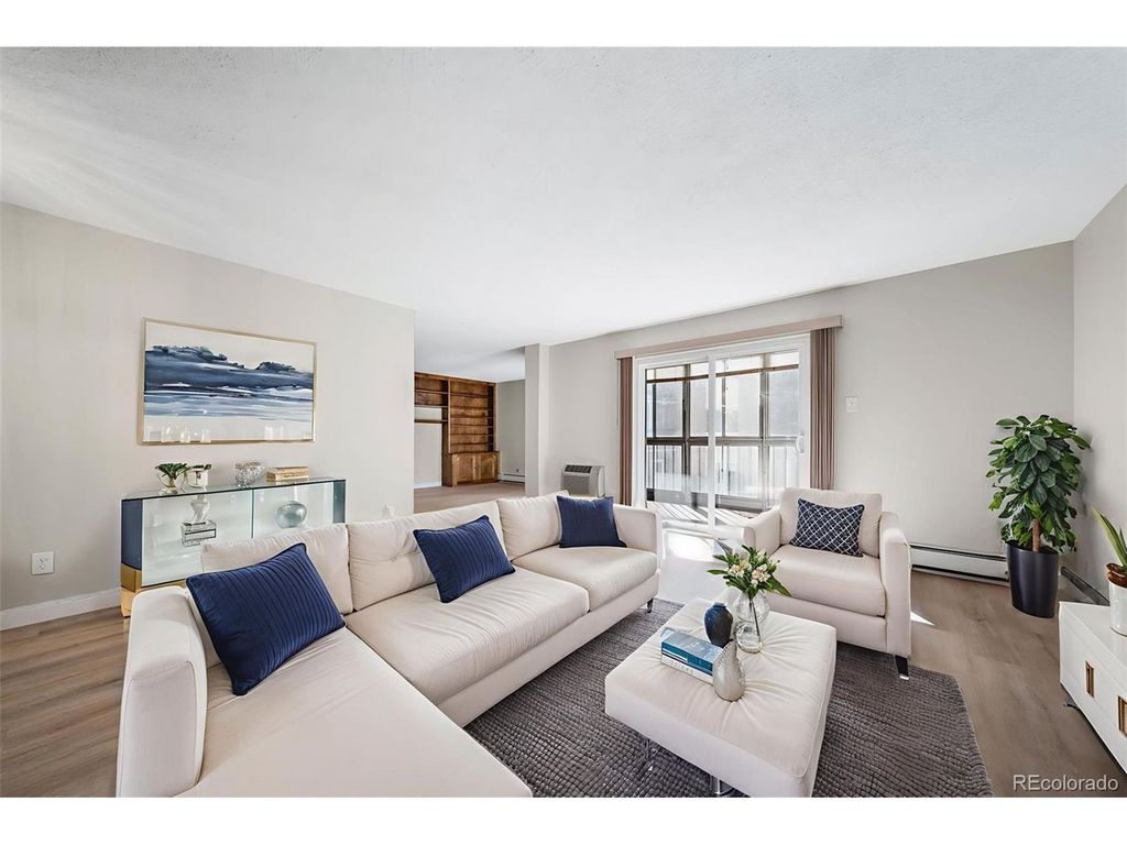 3082 S Wheeling Way 208-205, Aurora, CO 80014