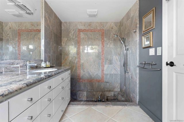 111 Morro Hills Road, Fallbrook, CA 92028