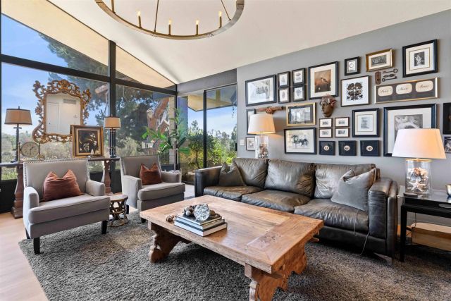 111 Morro Hills Road, Fallbrook, CA 92028