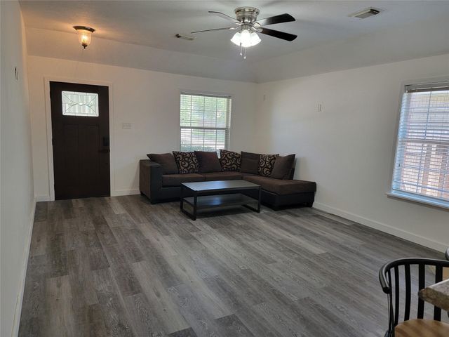 1406 High Thicket Court, Spring, TX 77373