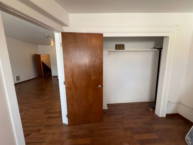 1227 N Division St, Spokane, WA 99202