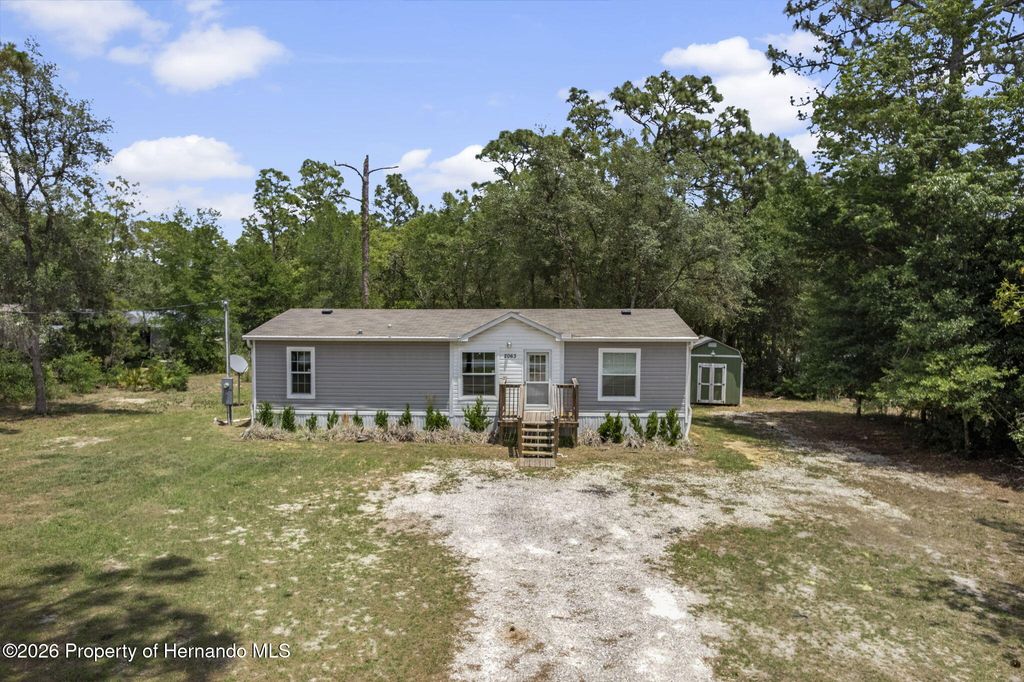 2063 S S Sunwood Point, Homosassa, FL 34448