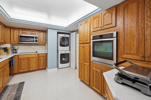 3200 Port Royale Dr 1208, Fort Lauderdale, FL 33308