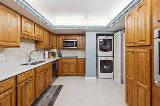 3200 Port Royale Dr 1208, Fort Lauderdale, FL 33308