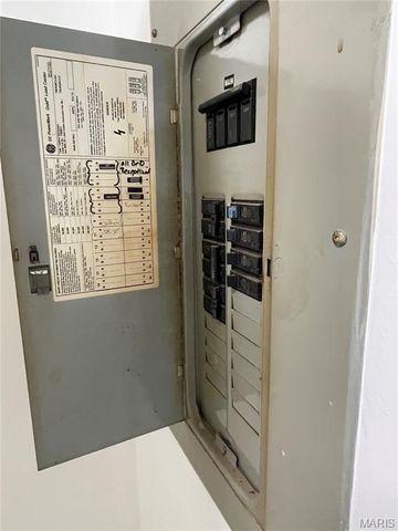 321 E Vine Street, Sullivan, MO 63080