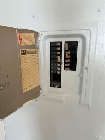 321 E Vine Street, Sullivan, MO 63080