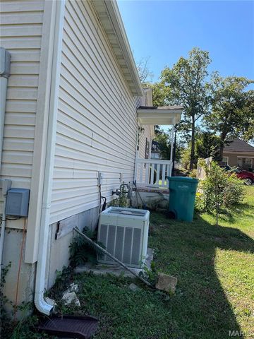 321 E Vine Street, Sullivan, MO 63080