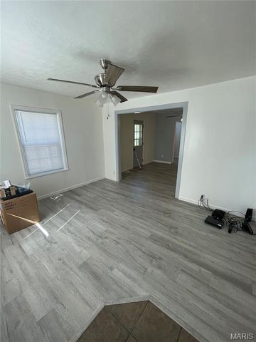 321 E Vine Street, Sullivan, MO 63080