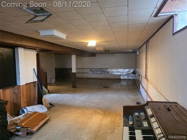 8841 Wormer, Redford, MI 48239