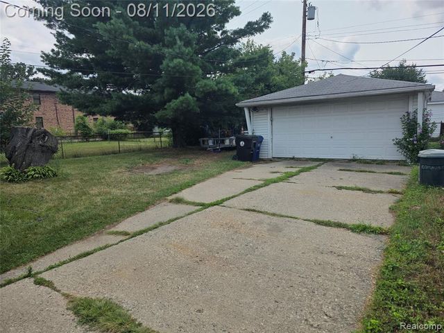 8841 Wormer, Redford, MI 48239