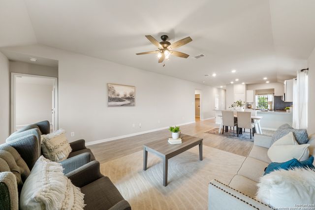 6810 Bale Ridge, San Antonio, TX 78252