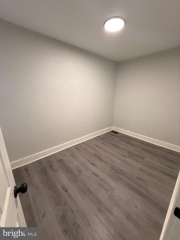 1924 N TAYLOR ST, Philadelphia, PA 19121