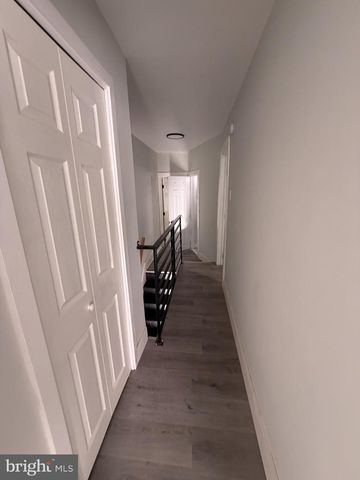 1924 N TAYLOR ST, Philadelphia, PA 19121