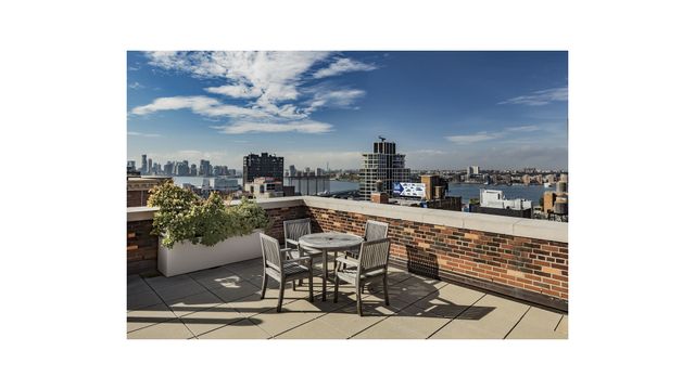 405 W 23rd St Apt 5L, New York City, NY 10011