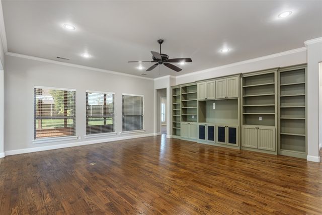 109 Post Oak Drive, Krugerville, TX 76227