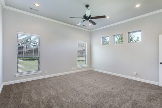 109 Post Oak Drive, Krugerville, TX 76227