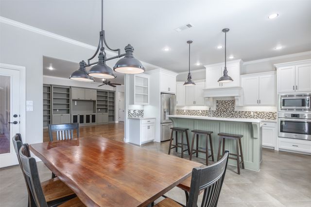 109 Post Oak Drive, Krugerville, TX 76227