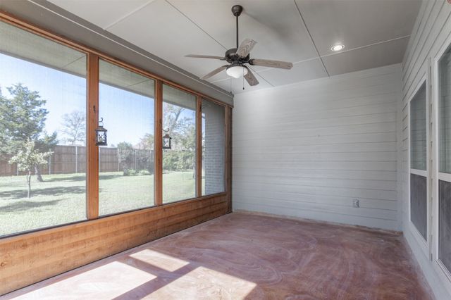 109 Post Oak Drive, Krugerville, TX 76227