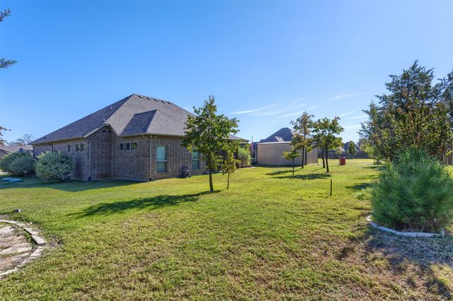 109 Post Oak Drive, Krugerville, TX 76227