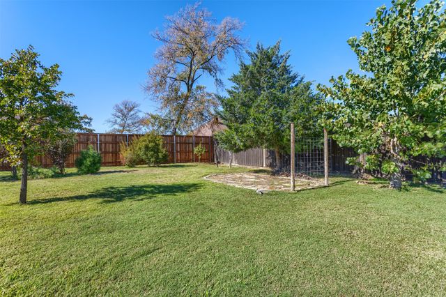 109 Post Oak Drive, Krugerville, TX 76227