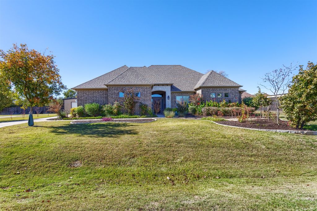 109 Post Oak Drive, Krugerville, TX 76227