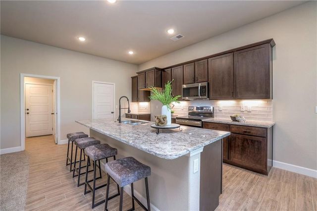 12912 Sewell Avenue, Kansas City, KS 66109