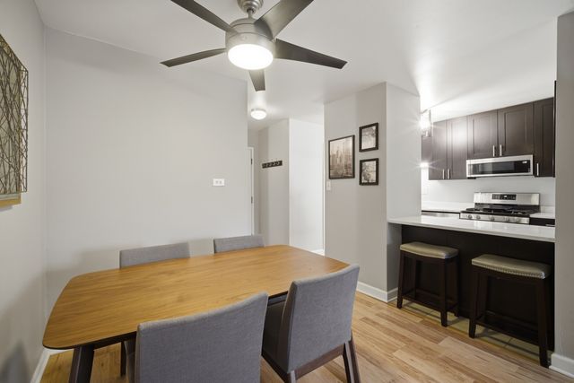 500 N Wilke Road 105, Palatine, IL 60074